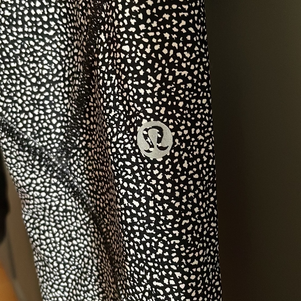 Lulu Patterned Tight Stuff Tight - image 5